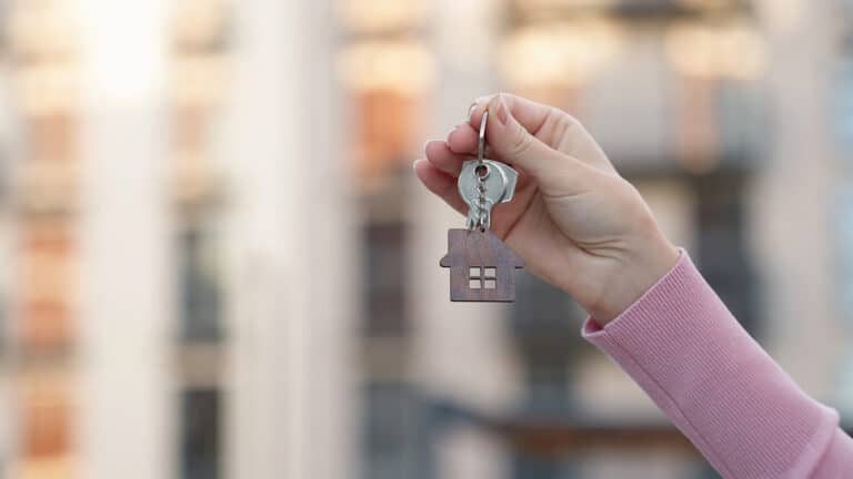 В Казахстане растет число сделок по продаже жилья: рынок оживает