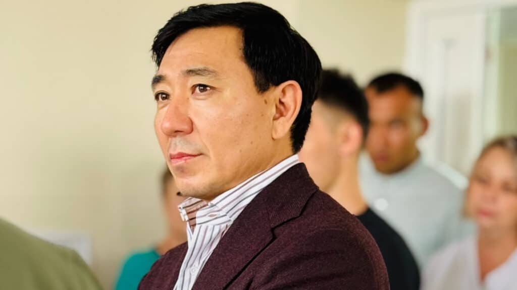 «Залезу в долги, но выплачу»: Жаксылык Омар не хочет сидеть 6 лет за мошенничество