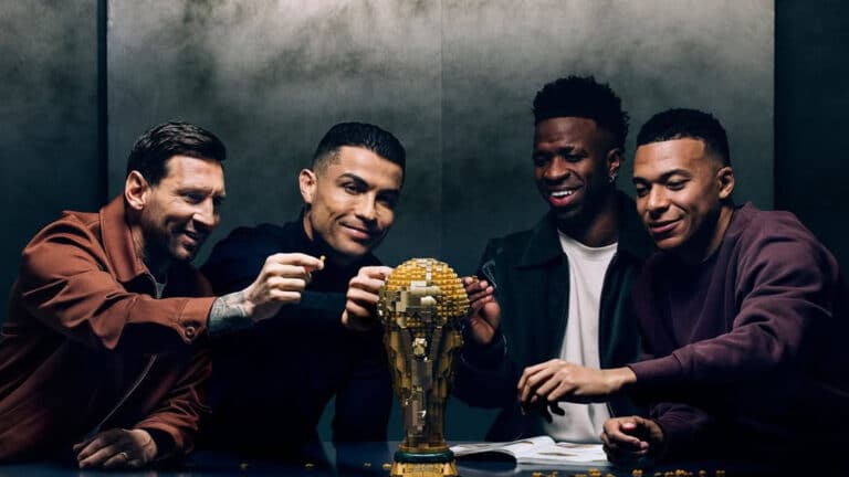 Реклама LEGO с Месси, Роналду и Мбаппе набирает миллионы просмотров