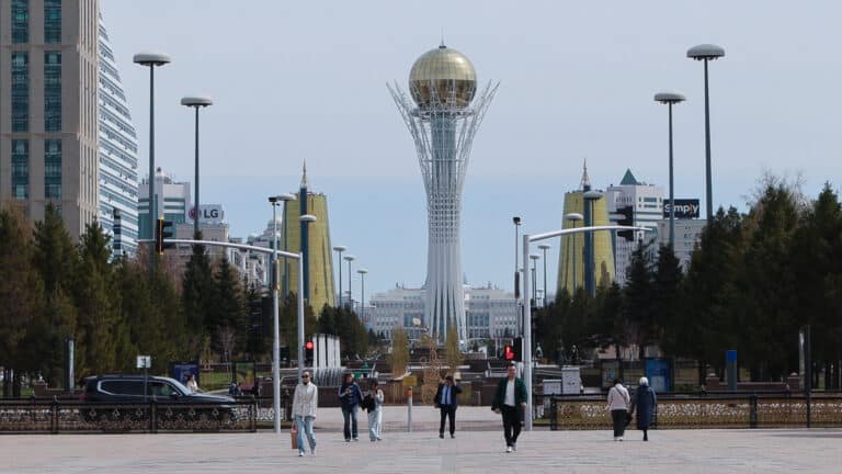 В Казахстане нуждаются в решительных переменах более 70% жителей