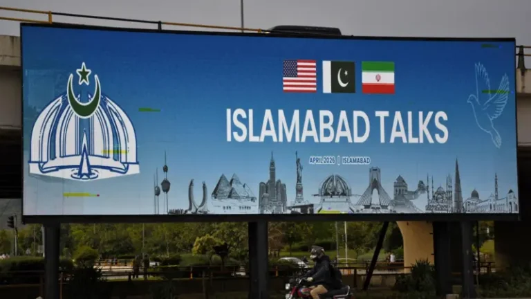 АҚШ пен Иран делегациялары келіссөз жүргізу үшін Пәкістанға келіп жетті