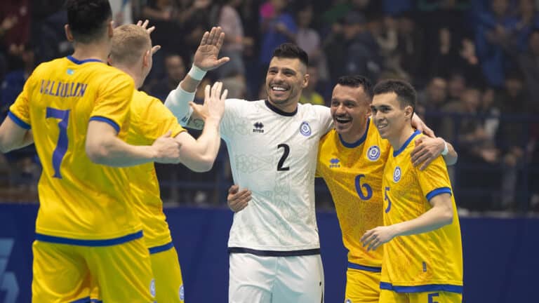 Сборная Казахстана по футзалу выиграла в Актау спарринг у Азербайджана