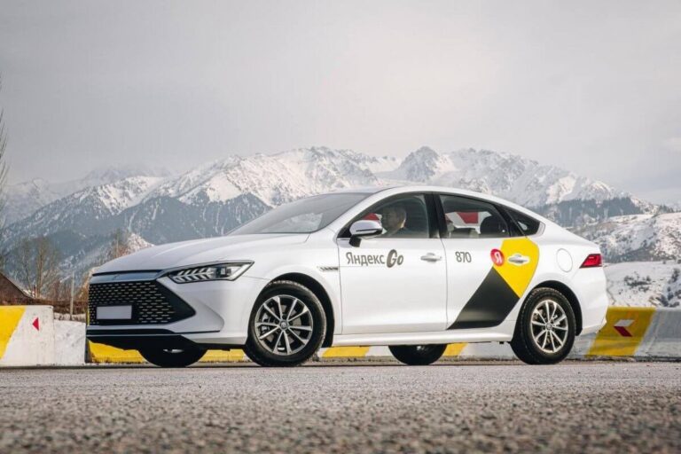 Yandex Qazaqstan хочет внедрить «Алису» в казахстанские автомобили