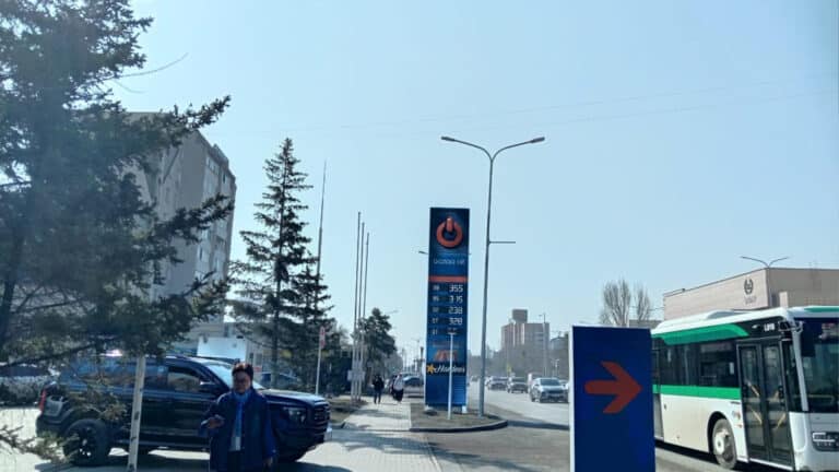 Цены на бензин и дизтопливо растут в Казахстане после моратория