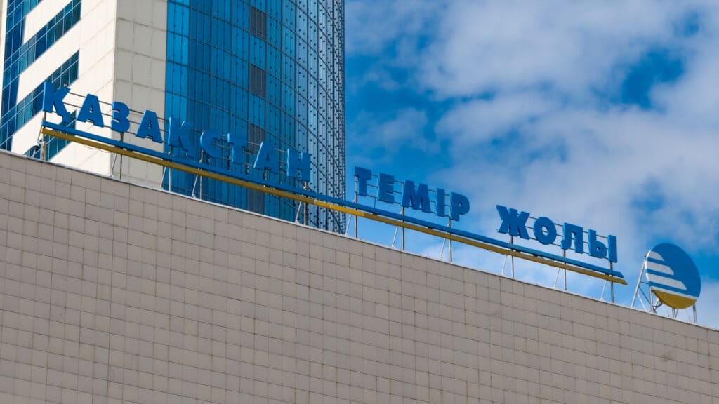 Экс-глава КТЖ считает, что компания покроет долги с доходов от транзита/Аскар Ахметуллин, бильд-редактор: Адэлина Мамедова