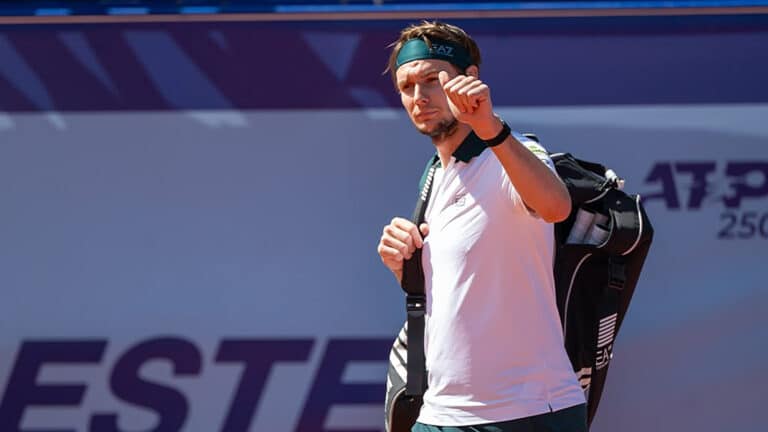 Бублик остался 11-м, Шевченко отступил на шаг – новый рейтинг ATP