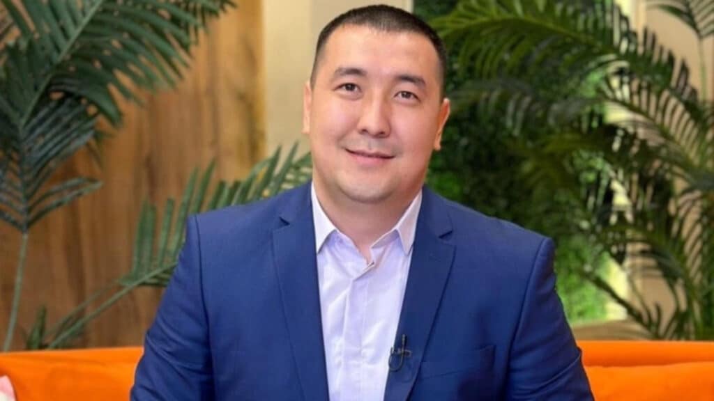 Әл-Фарабидегі апат жайлы айтқан Әділетхан Молдахан 10 тәулікке қамалды