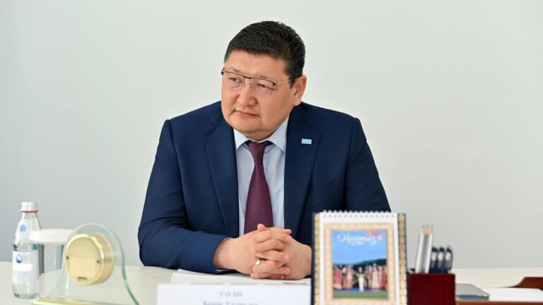 «Сана тазармай...»: Абай облысының әкімі Берік Уәли үндеу жолдады