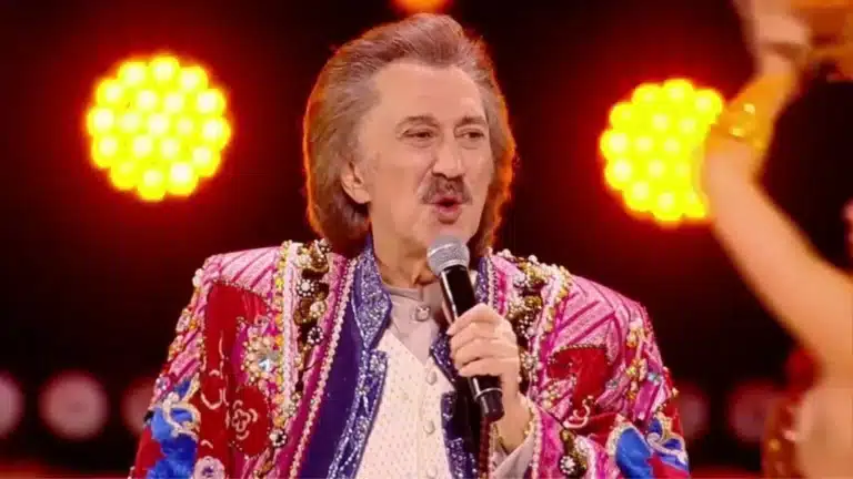 Токаев поздравил Фарруха Закирова с 80-летием