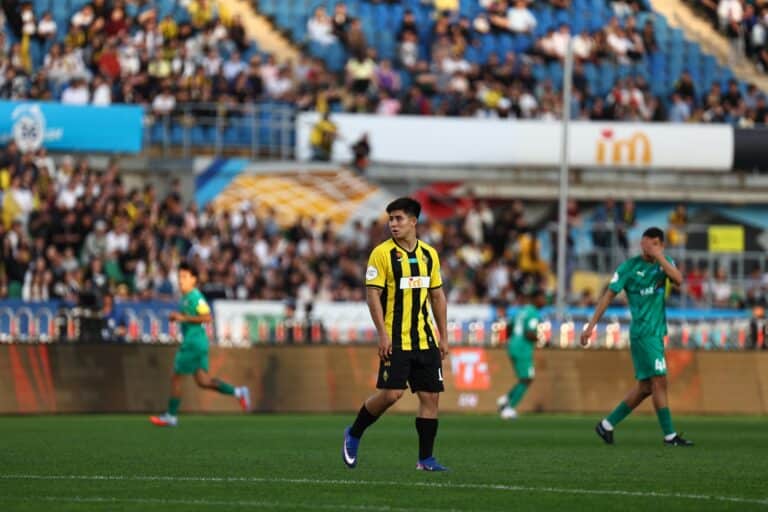 Дастан Сатпаев рассказал о давлении и выступлении «Кайрата» в Лиге чемпионов