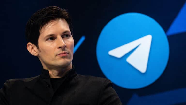 Дуров обвинил французские власти в продаже данных преступникам