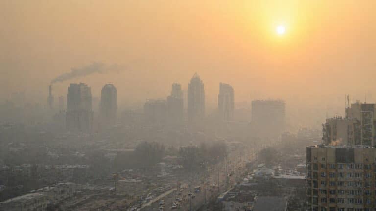 Грязный воздух накроет Алматы и еще несколько городов Казахстана
