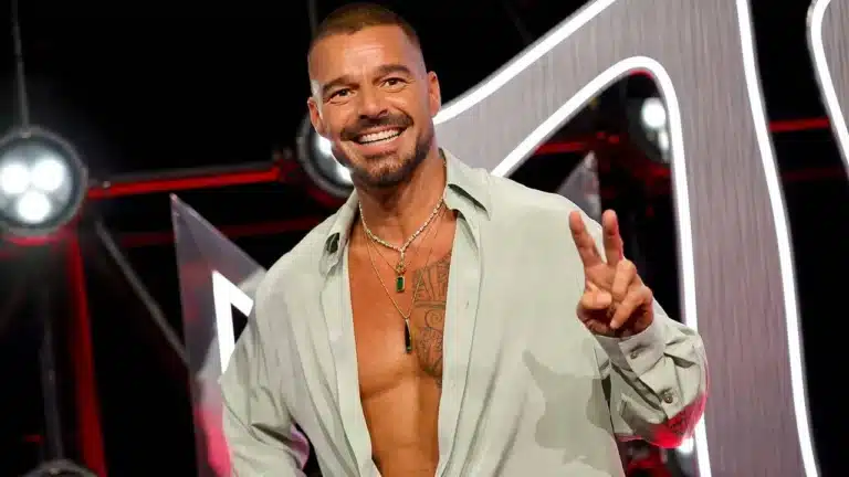 Рики Мартин шілдеде Алматыда концерт береді