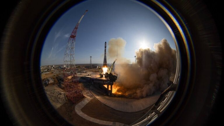 Байқоңырдан ұшатын Прогресс МС-34 жүк кемесіне улы гептил құйылды