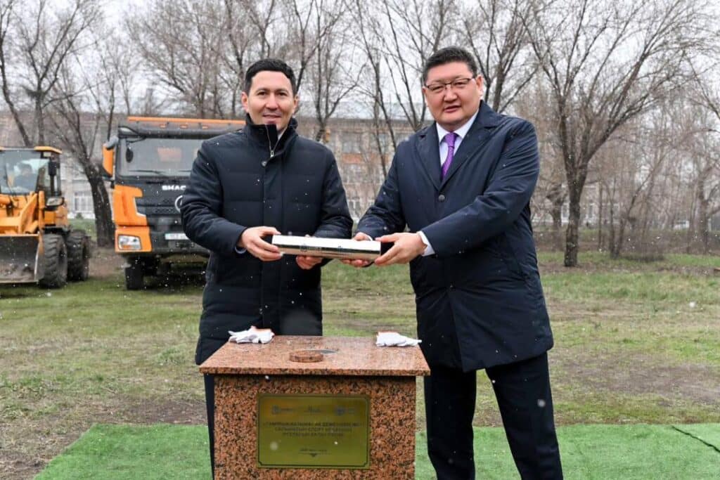 «Абайға құрмет»: в Семее заложили фундамент нового спортивного комплекса