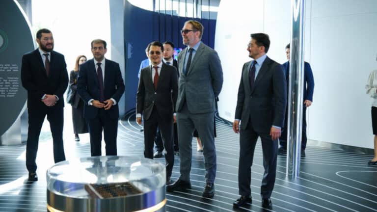 Қазақстанда Орталық Азиядағы ең ірі деректер өңдеу орталығы салынады