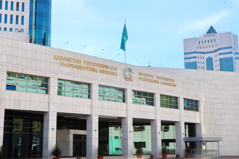 Мемлекеттік құпияны таратқандарға жаза күшейеді