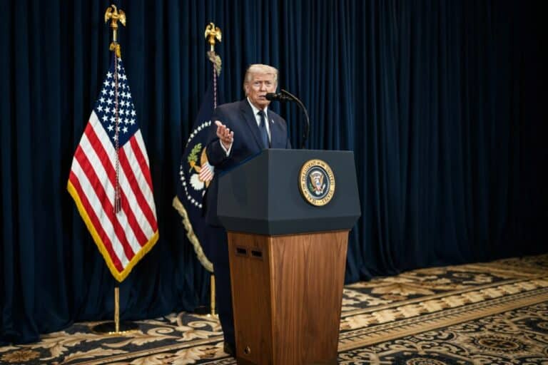 Трамп Израиль мен Ливан арасында 10 күндік бітім жарияланғанын хабарлады