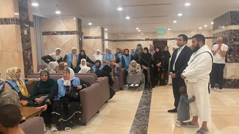 Өзбекстан 170-тен астам қажыға елге өз қаражатымен қайтуға кеңес берді