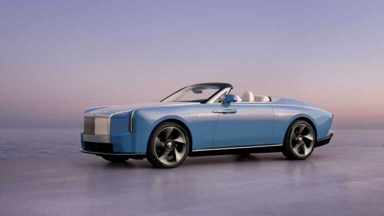 Rolls-Royce создал «бюджетный» родстер Nightingale за 4,5 млрд тенге