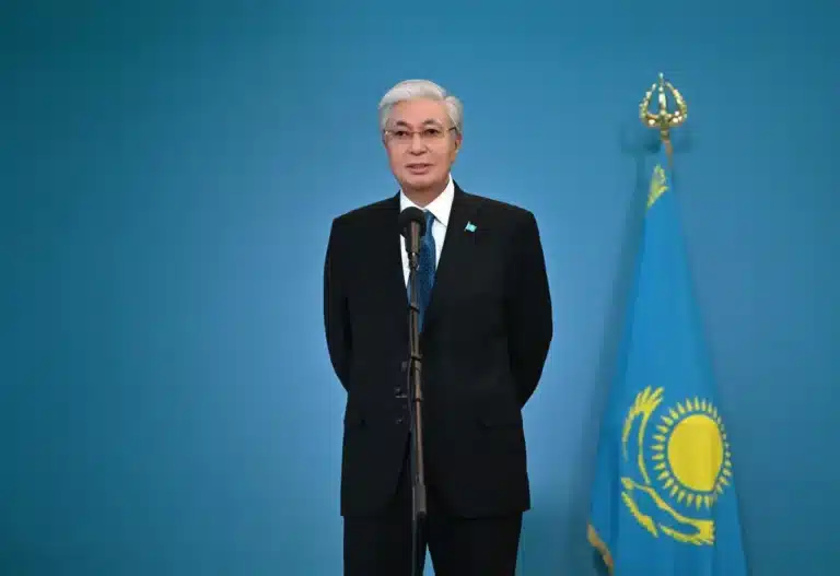 Токаев поздравил казахстанцев с Пасхой