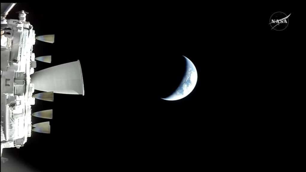 Фото Земли из глубокого космоса показали астронавты Artemis II