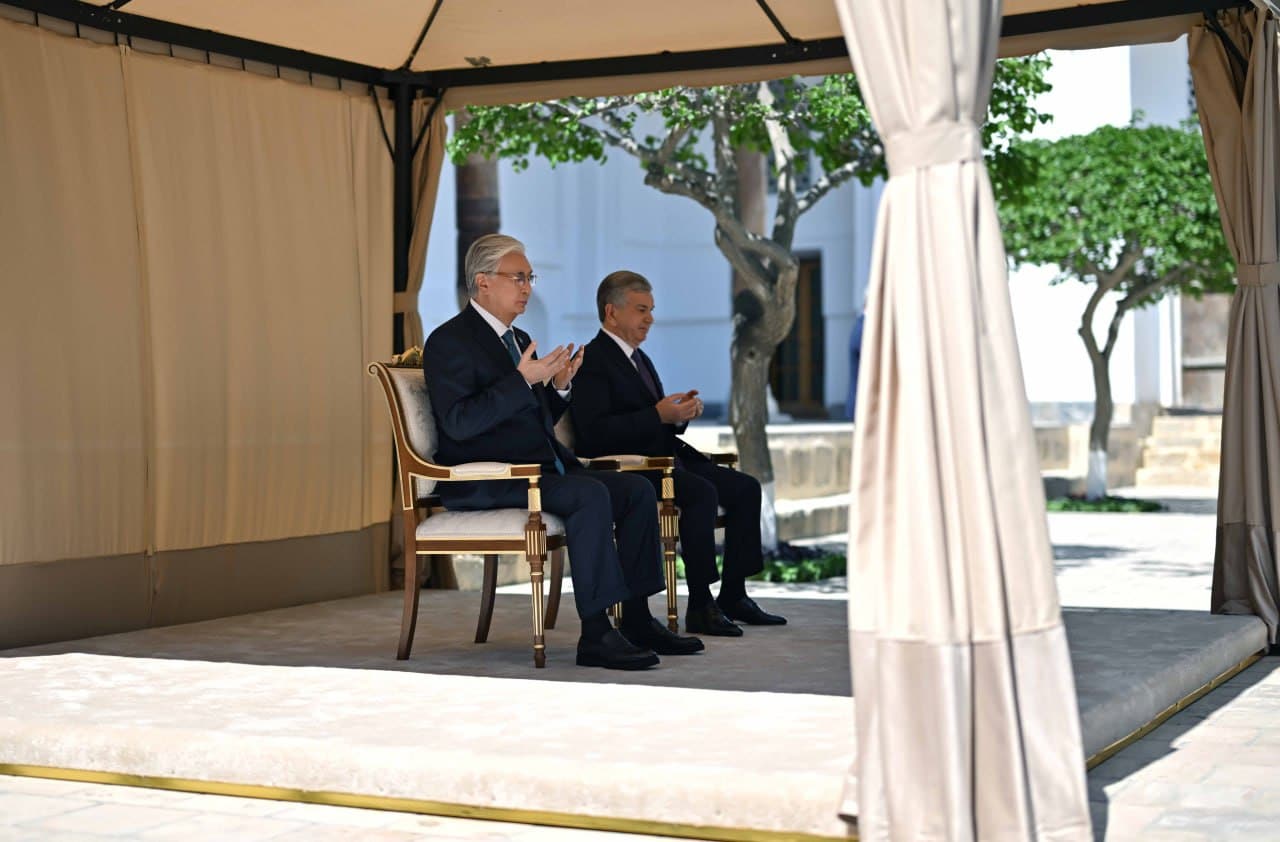 Presidents Shavkat Mirziyoyev and Kassym-Jomart Tokayev held talks in Bukhara