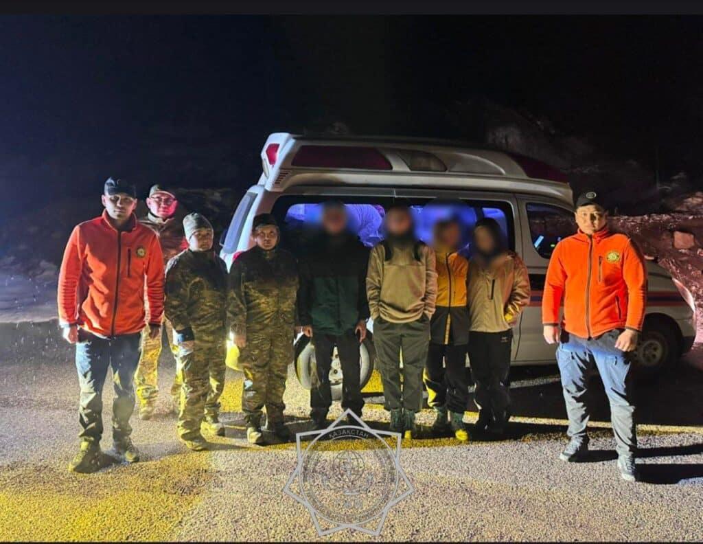 Туриста спасли на высоте 3300 метров в горах Алматы