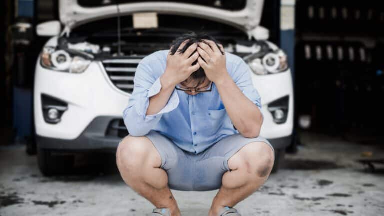 Водители попадают на дорогой ремонт из-за пяти простых ошибок