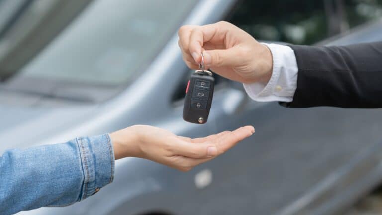 Эксперты рассказали, когда лучше продавать авто