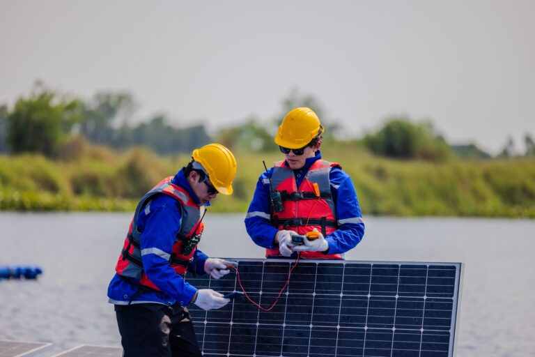 Гранты перераспределят: Нурбек назвал самые дефицитные профессии