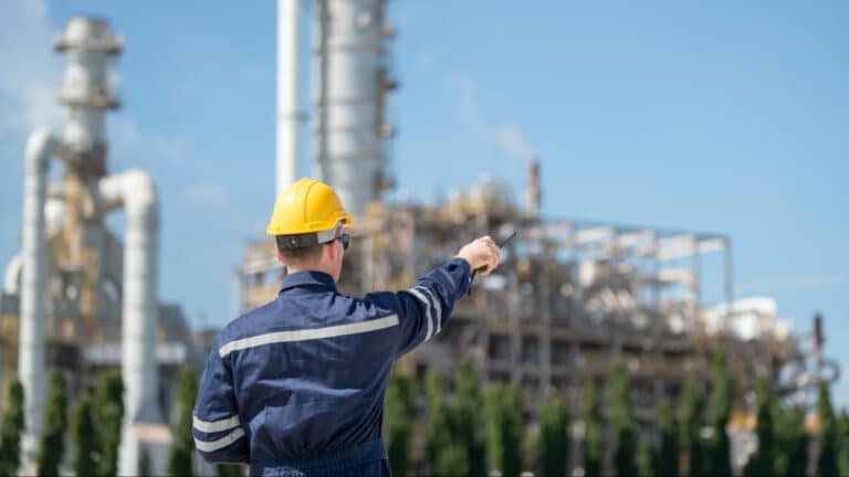 АҚШ Ресей мұнайын Қытайға жеткізуге берілген рұқсат мерзімін ұзартты