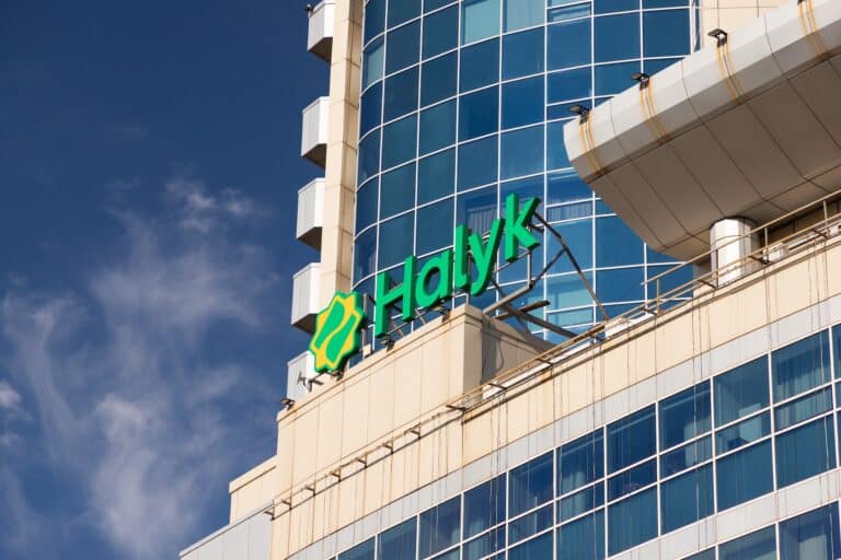 Власти разрешили Halyk Bank купить платежный бизнес Багдата Мусина