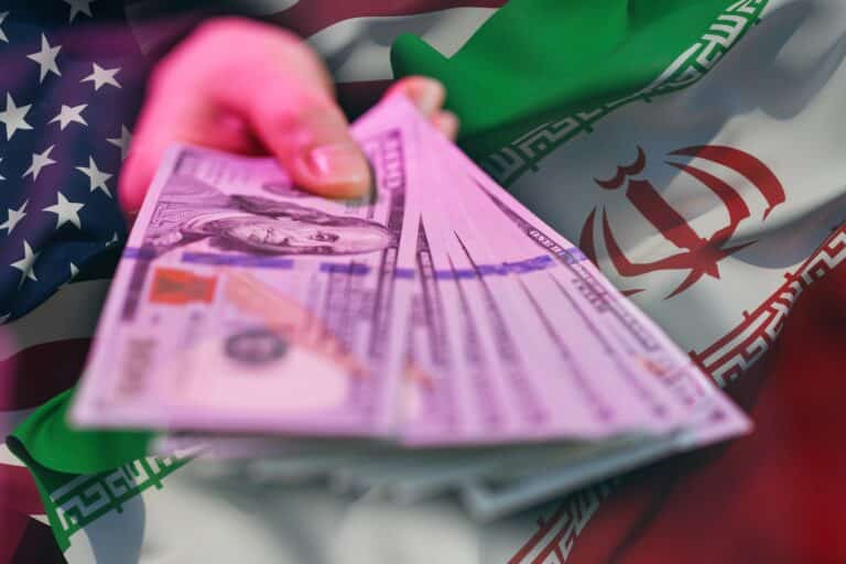 CМИ: США согласились разморозить иранские активы на $6 млрд