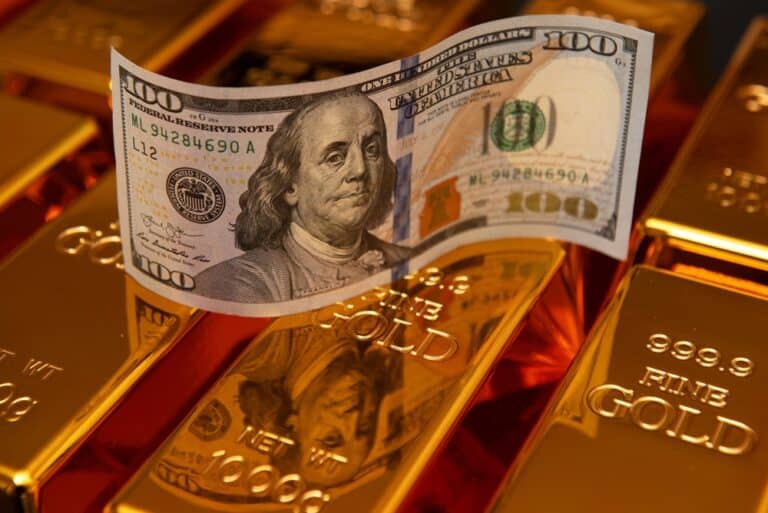 Қазақстанның қауіпсіздік қоры неге бір айда 6 млрд долларға азайды