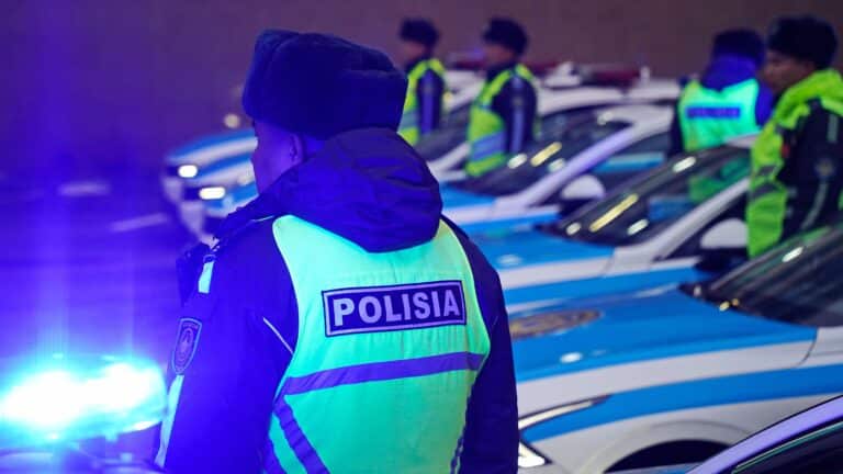 По 2 тыс. штрафов в день: в Алматы подвели итоги масштабных рейдов