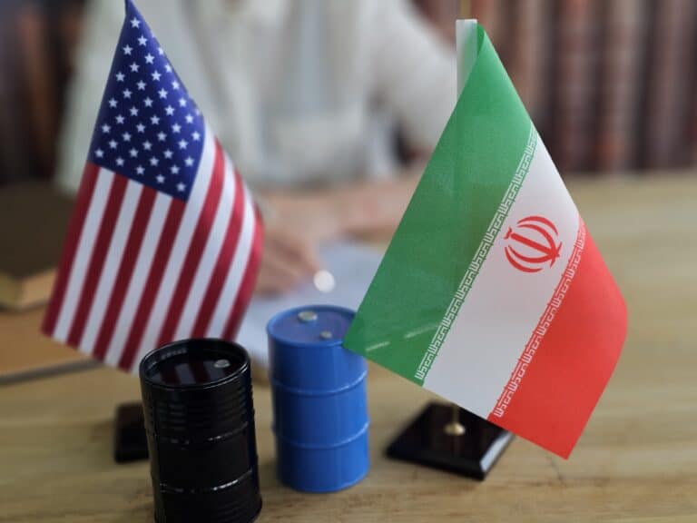 Нефть резко колеблется на фоне угроз «болезненного ответа» от Ирана