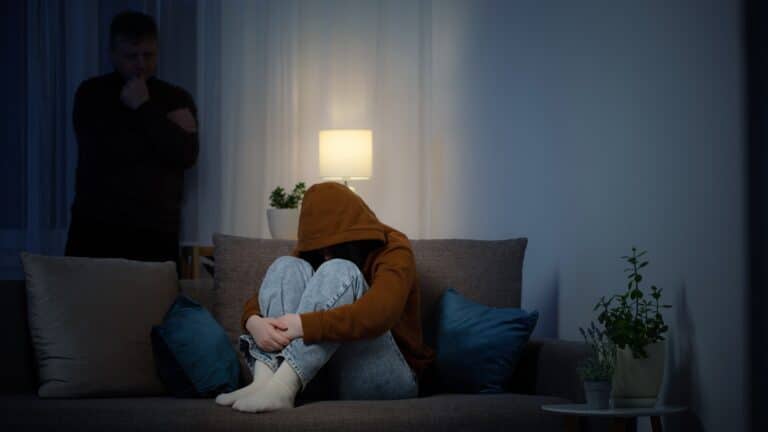 Қостанайда анасын қорғамақ болған 15 жастағы бала қаза тапты