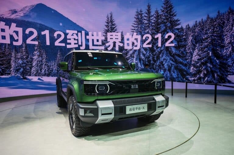 BAW 212 привез брутальные внедорожники на Пекинский автосалон