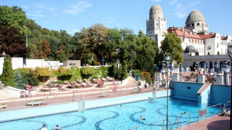 Термальные курорты Венгрии: от Будапешта до Хевиза