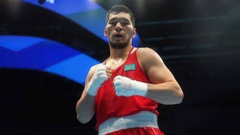 Аккалыков и братья Оралбаи оспорят золото чемпионата Азии по боксу