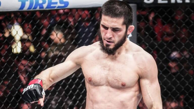 Названа дата следующего боя Ислама Махачева в UFC