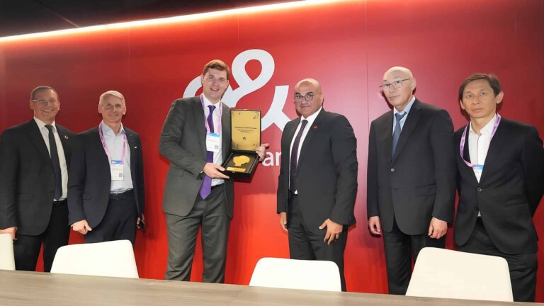 Freedom холдингі e& телекоммуникациялық тобымен шарт жасасты