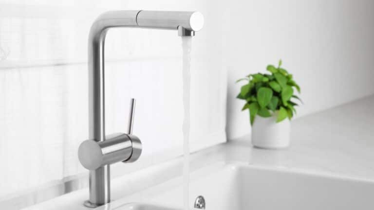 Семей қаласының 40 мың тұрғыны алғаш рет жазда да ыстық су алады