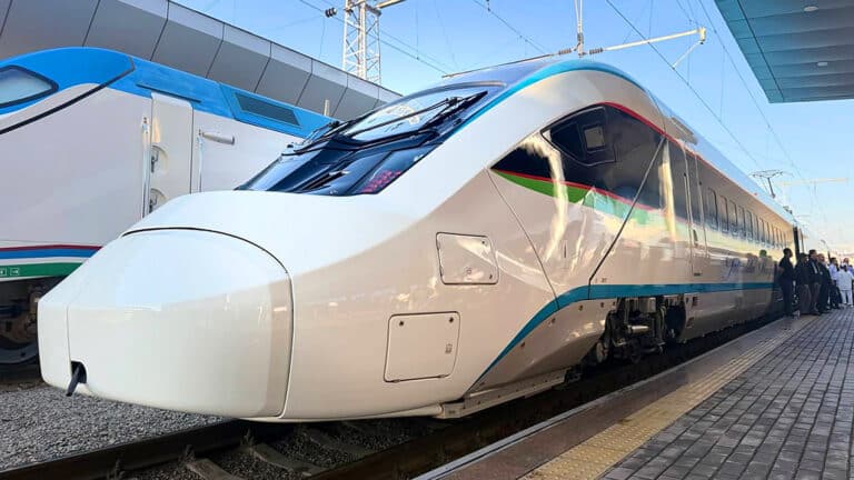 Uzbekistan deploys Hyundai Rotem high-speed trains