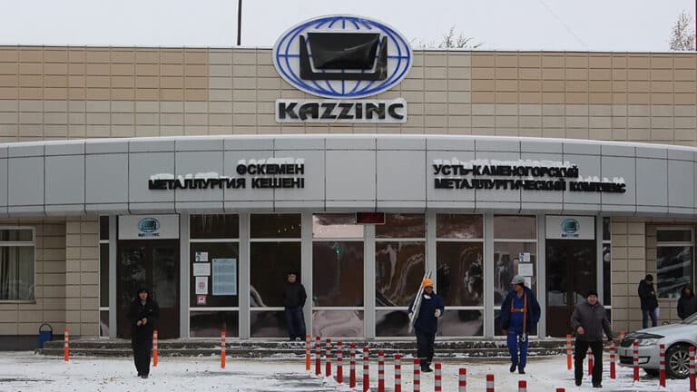 Минтруда признало проблему безопасности на заводах после трагедии на «Казцинк»
