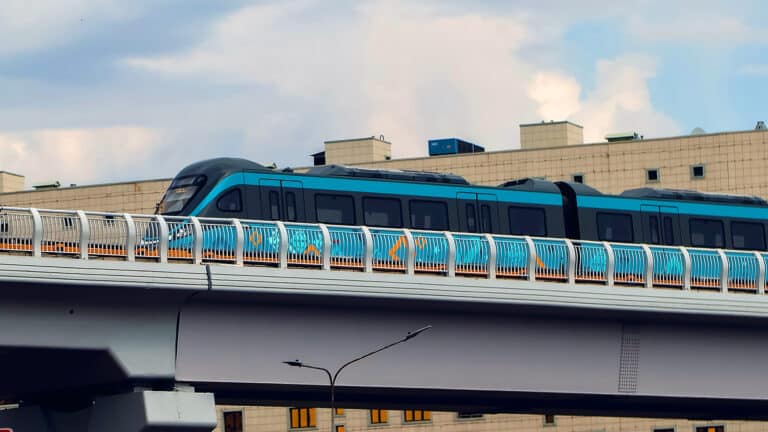 Акимат Астаны раскрыл стоимость проезда на LRT до Косшы