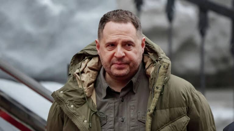 Экс-главу офиса президента Андрея Ермака арестовали в Украине 