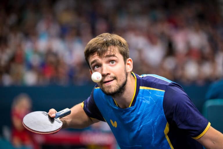 Мужская сборная Казахстана вышла в 1/8 финала командного ЧМ по настольному теннису