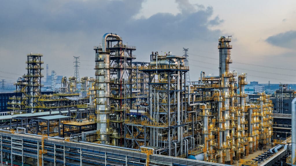 Buzachi Operating Ltd оштрафовали на 474 млн тенге / shutterstock, бильд-редактор: Адэлина Мамедова